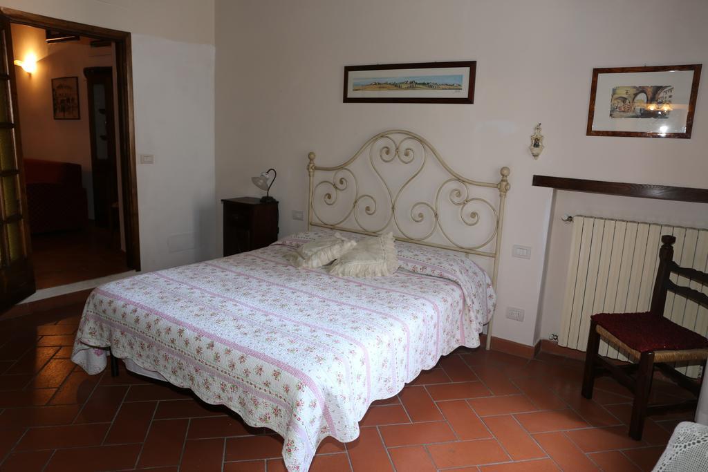 Apartment Piazza Matteotti Greve in Chianti Room photo